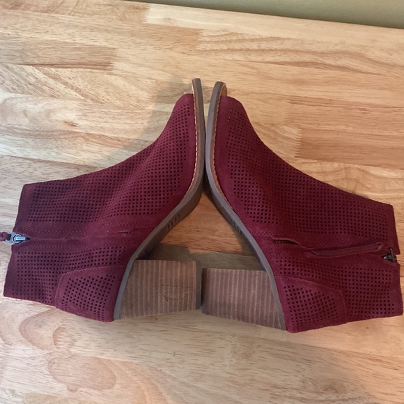 TOMS Suede Majorca Perforated Peep toe Bootie - Picture 5 of 11